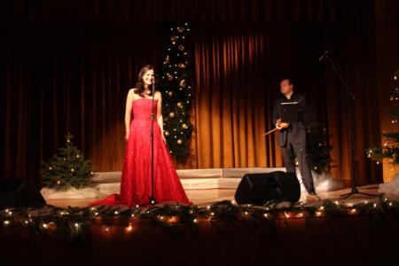 Manca Izmajlova in Benjamin Izmajlov “100 srčnih koncertov”, 21.12.2014 21